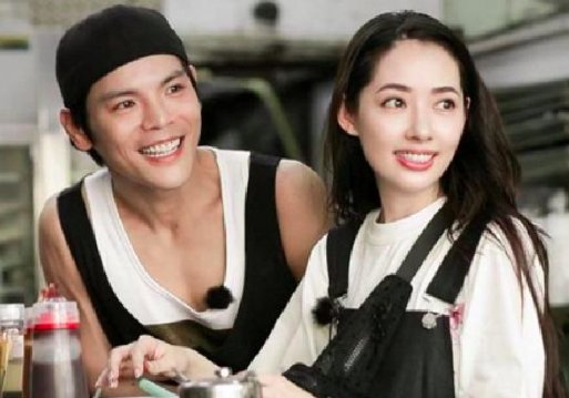 向佐回应未陪郭碧婷待产，他具体都说了啥？