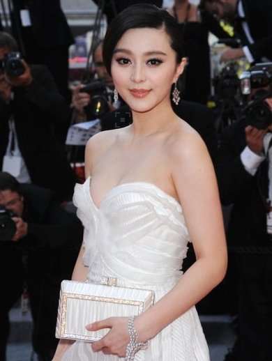 如何评价范冰冰的容貌？