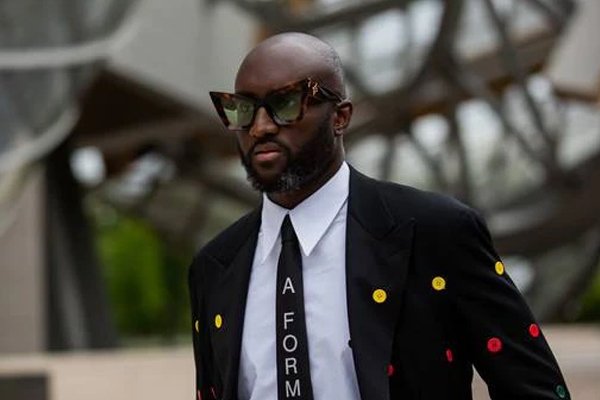 LV创意总监Virgil Abloh去世，他是因为什么去世的？