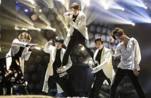 exo有几个人啊成员？