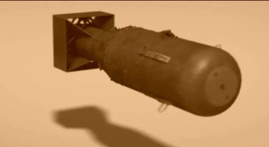 第一颗原子弹爆炸成功是哪一年？