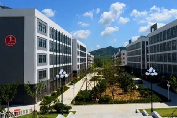 山东轮胎厂家及品牌分别是?