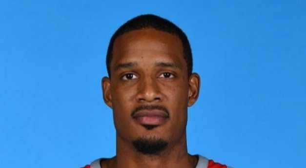 阿里扎现在在哪个队2015