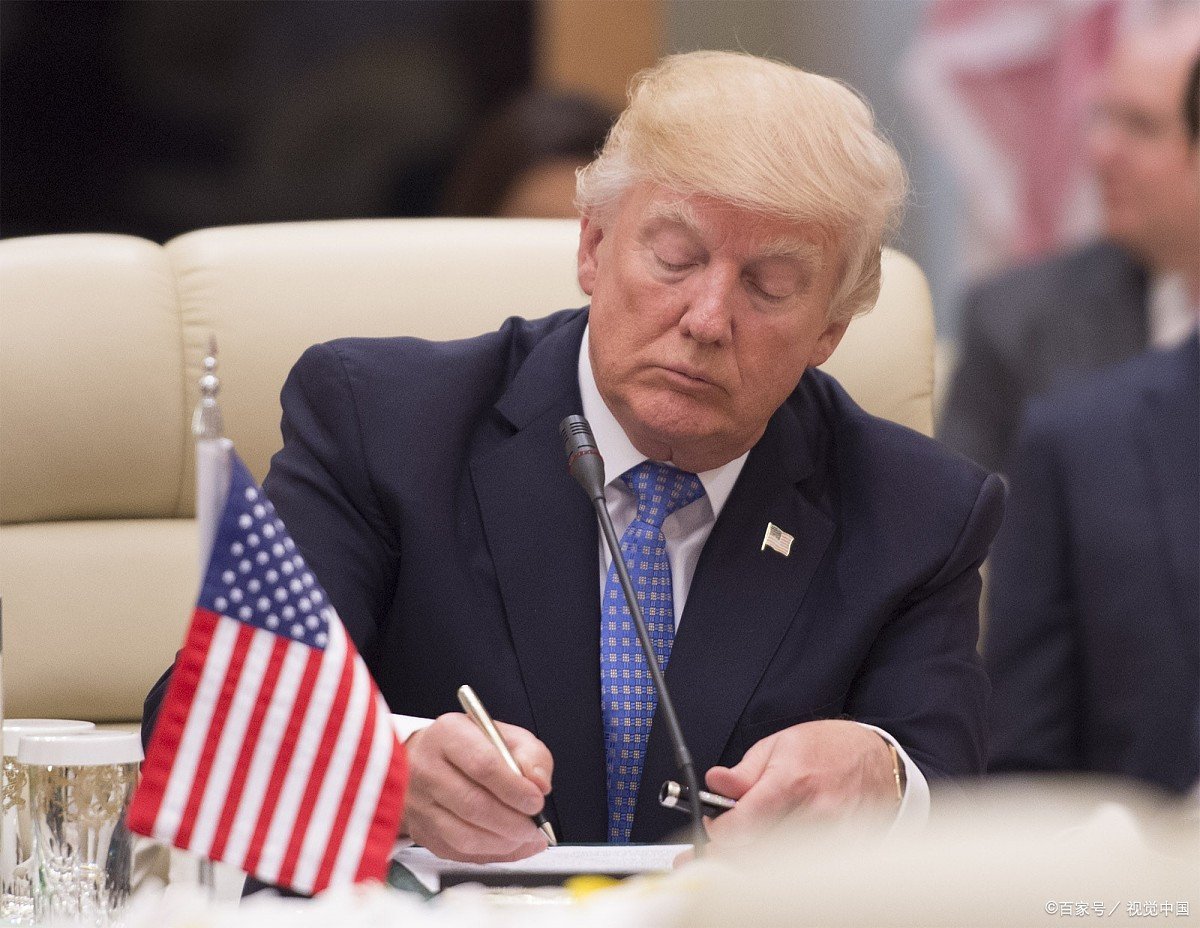 大批美籍华人被“逐出美国”，该同情吗？