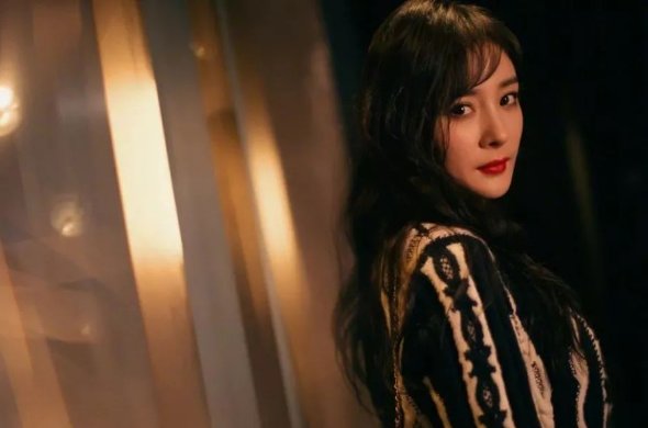 杨幂深夜赴美容院，你在分手后能调节好自己吗？