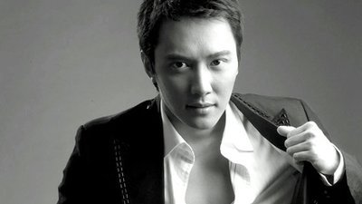 冯绍峰到底是一个什么样的人？