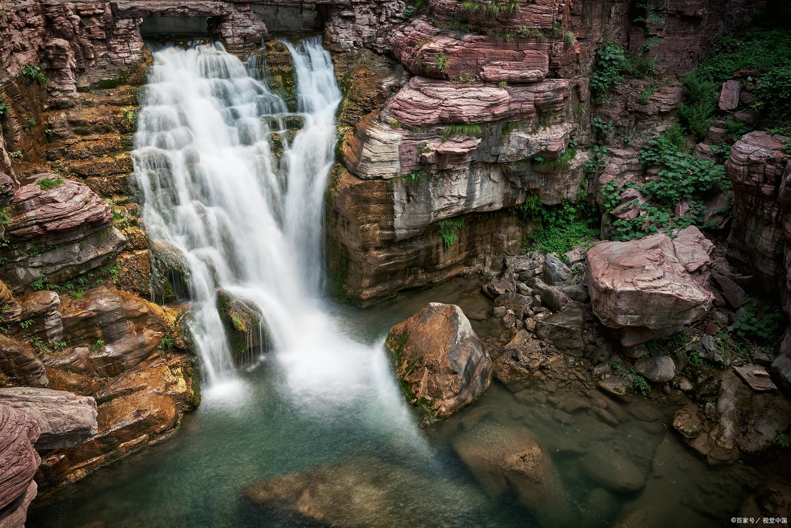 去旅游前想提前了解黄果树瀑布在贵州哪里？
