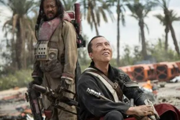 星球大战 侠盗一号中甄子丹是个绝地武士，为何他没有激光剑，只用的木剑？其他绝地武士呢？