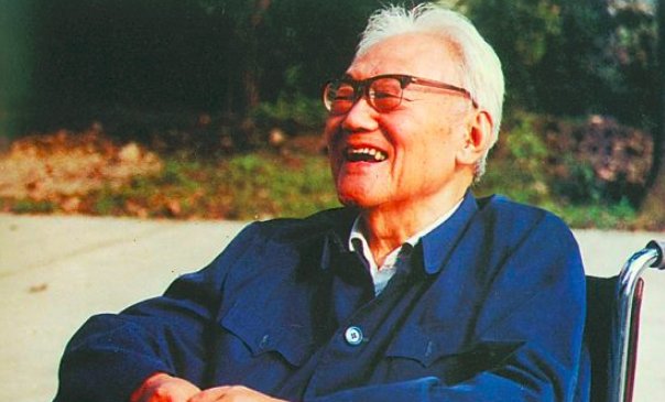 中国文学史上，有哪些“三部曲”？