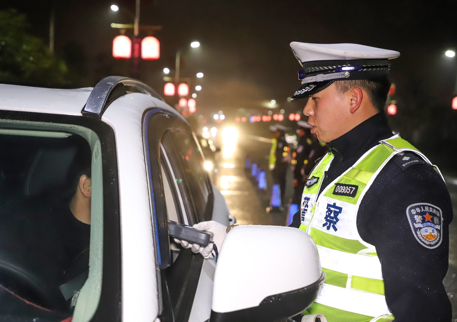 玛莎拉蒂撞宝马案的司机被判无期，此司机犯了什么罪？