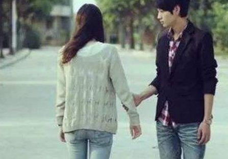 男子起诉前女友讨要2万元遭到怒怼，分手后对方有权索要恋爱期间的花销吗？