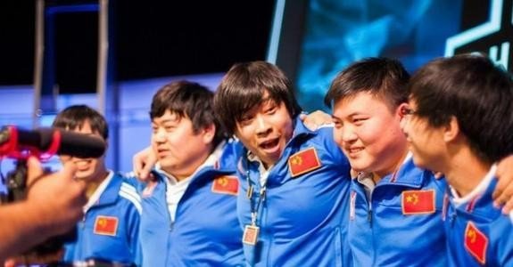 到哪里找到《少年》吉他谱？