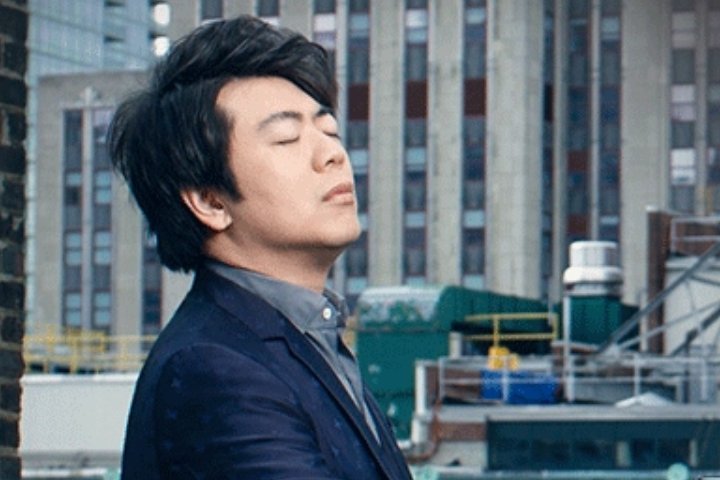 有哪些明星会弹钢琴