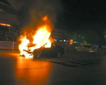 “恐怖大片”黑龙江2车深夜激撞,1人当场死亡,到底怎么回事?