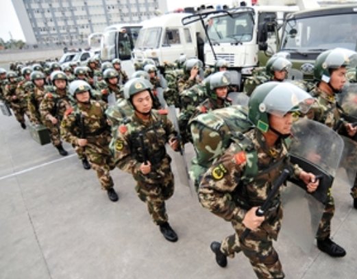 决定成立国家安全委员会的是十八届几中全会