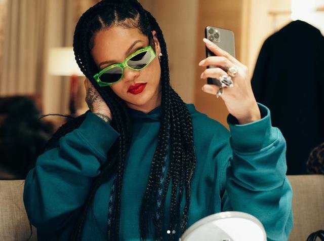 JR史密斯的前女友都有谁?