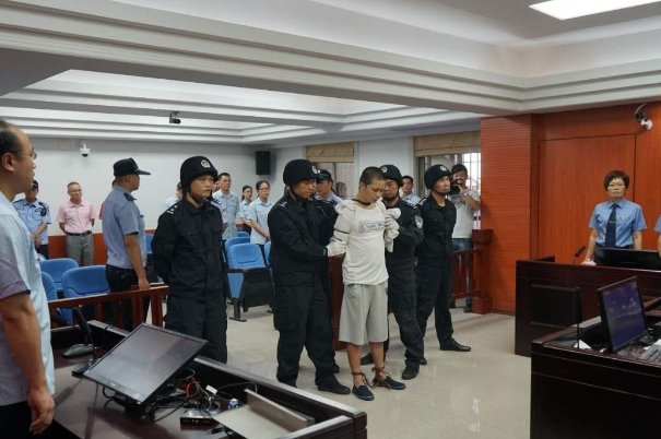 安阳“狗咬人”事件的始末究竟是什么？