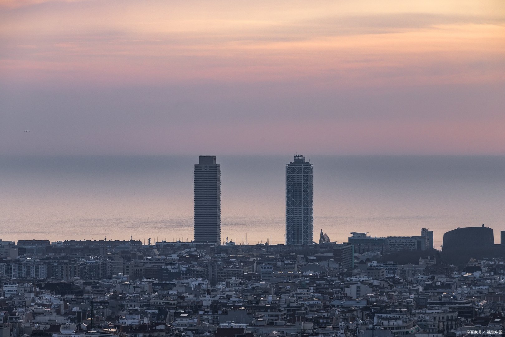 很多人都喜欢前往西班牙旅游，如何办理西班牙旅游签证呢？