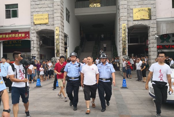 安阳“狗咬人”事件的始末究竟是什么？