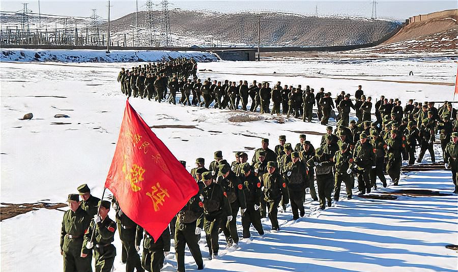 一个旅的编制是多少人？