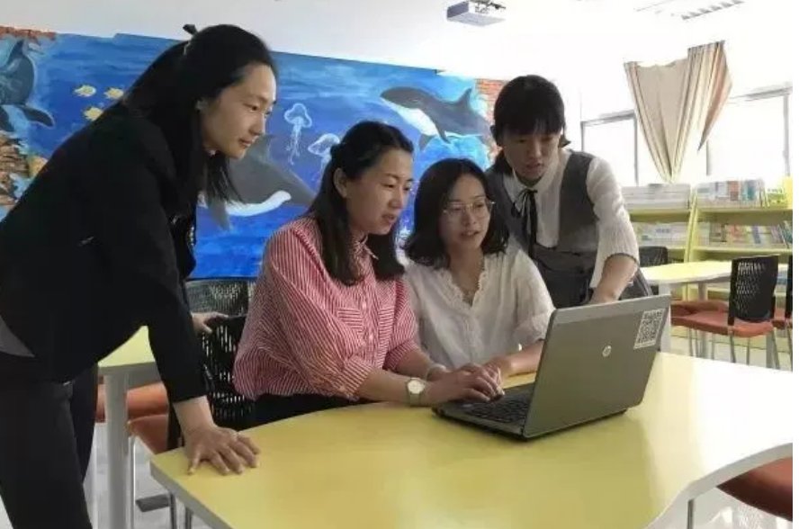 90后小学女教师两个月升任副校长，她有何过人之处？