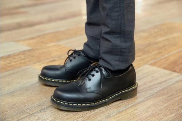 小李子变瘦，新造型成功去油，什么造型能够轻松摆脱油腻？