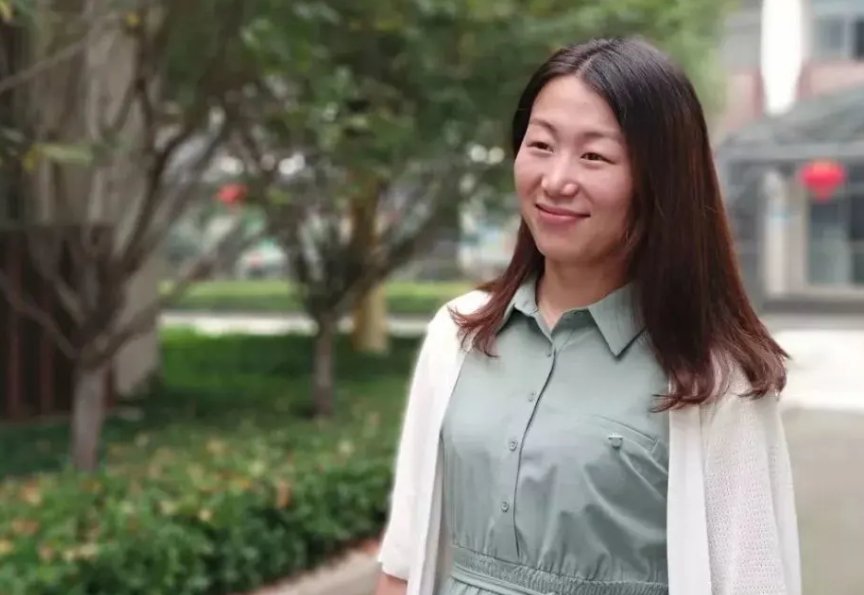 90后小学女教师两个月升任副校长，她有何过人之处？