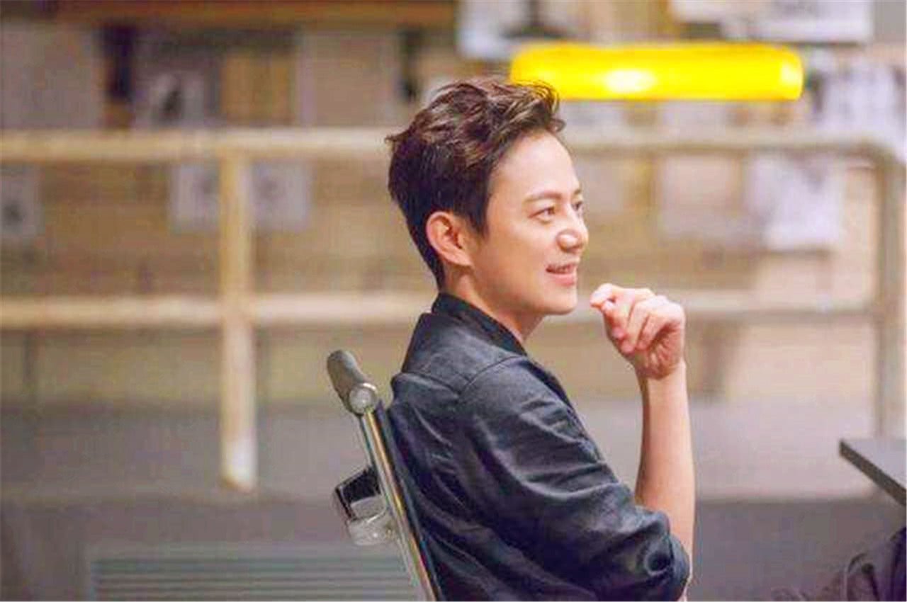 何炅工作室报警，理由是被诽谤，究竟是何人在造谣？