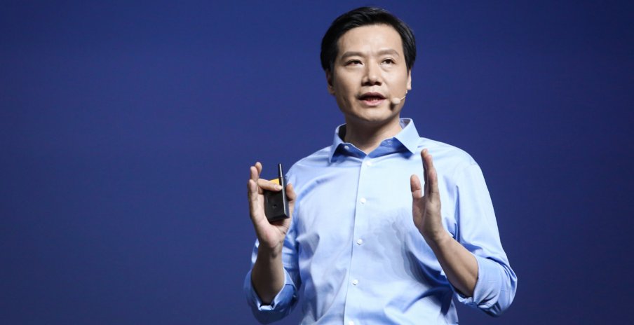 雷军晒出自己的鸿星尔克运动鞋，网友给出了怎样得评价？