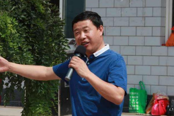 张铁生为何要交白卷？