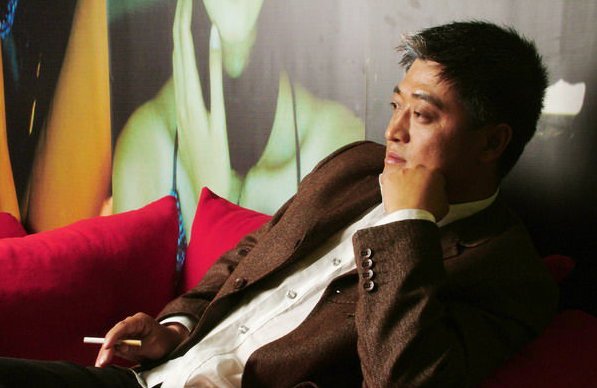 “我不当大哥好多年”是哪首歌的