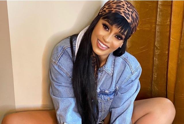 JR史密斯的前女友都有谁?