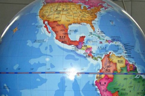 阿拉斯加在地球仪哪个位置