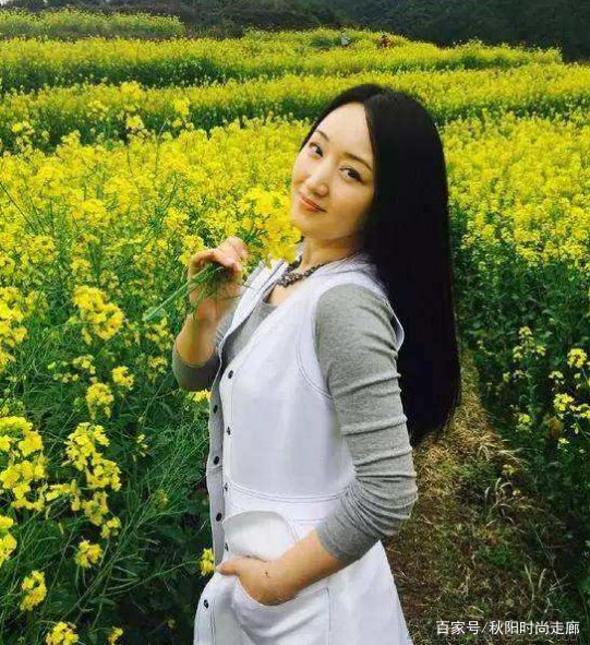 49岁的杨钰莹终于嫁人，男方究竟是什么身份？