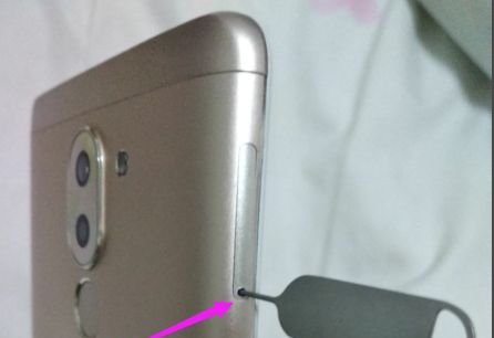 手机microsd卡怎么用