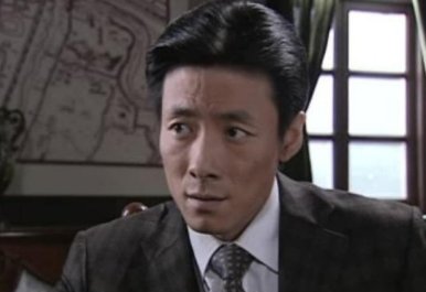 潜伏中李涯是怎么死的？