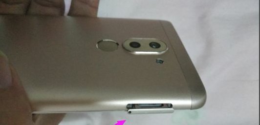 手机microsd卡怎么用