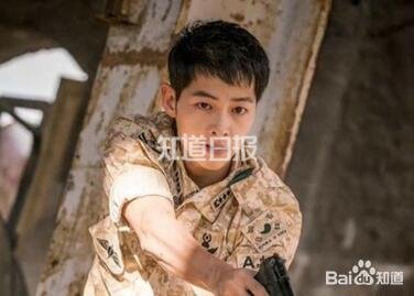 “国民新老公”宋仲基是否整过容？