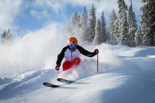 粉雪是指什么,跟正常的雪场有什么区别?