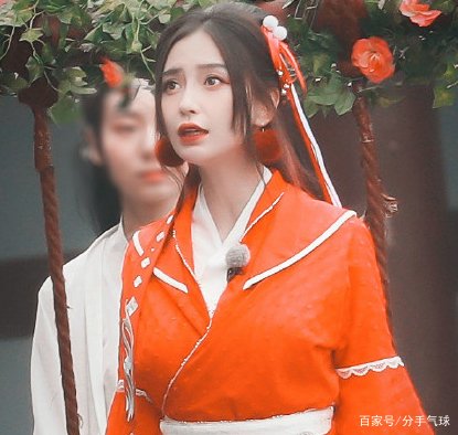 黄晓明被捏造街头暴打杨颖，低价卖豪宅离婚，这是怎么回事呢？