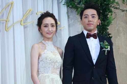 网友吐槽柯佳嬿结婚3年未生育，她是如何霸气回应的？