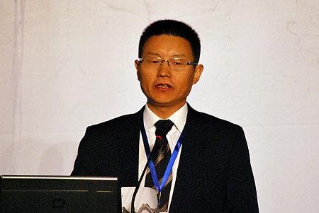 梁兴安在四川考察支教项目途中坠崖身亡，他生前是个怎样的人物？