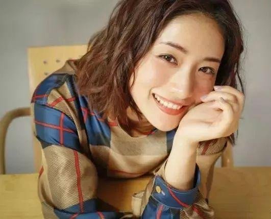 石原里美预计本周末复工，她是因为什么原因才休息的？