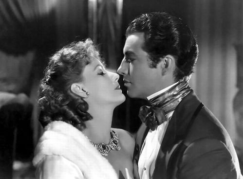 《茶花女》的作者是谁?