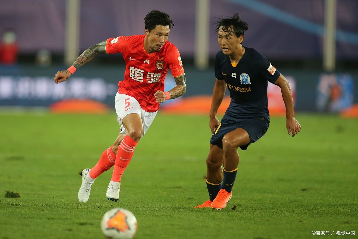 现在的广州恒大淘宝队,有哪些球员是顶梁柱?