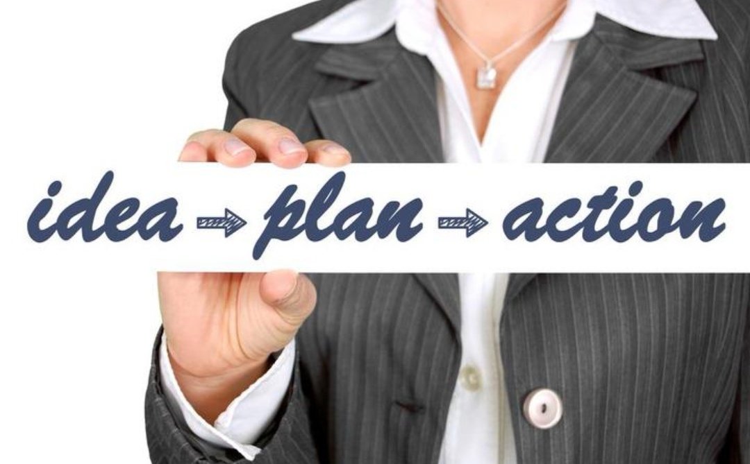 女生什么工作最赚钱？