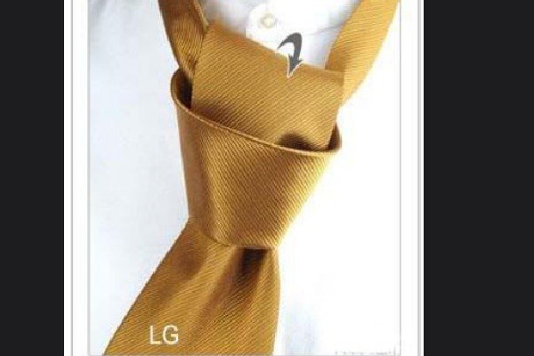 温莎结领带打法是什么?