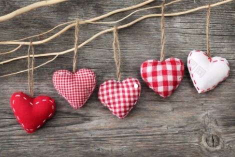 雪白雪白类似的词语