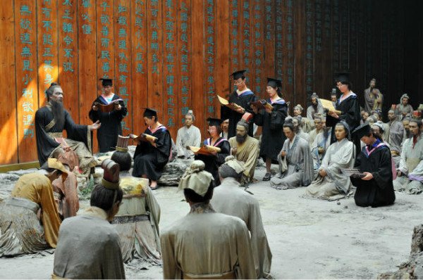 三人行，必有我师焉。出自哪里