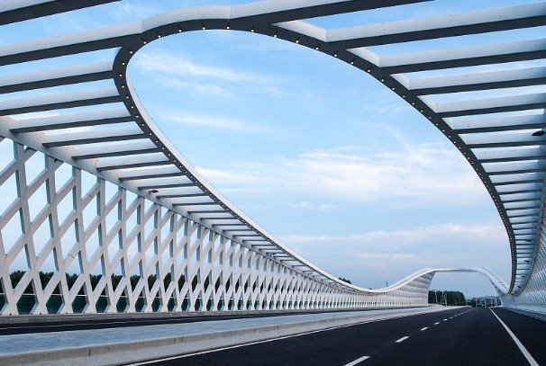 刚构桥,钢构桥,刚架桥,钢架桥,桁架桥,这5种桥梁有什么区别?